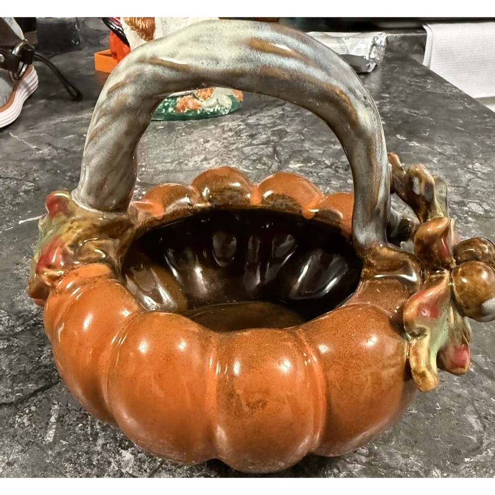 Tii Collections Ceramic Pumpkin Fall Basket‎ Autumn Leaves Acorns